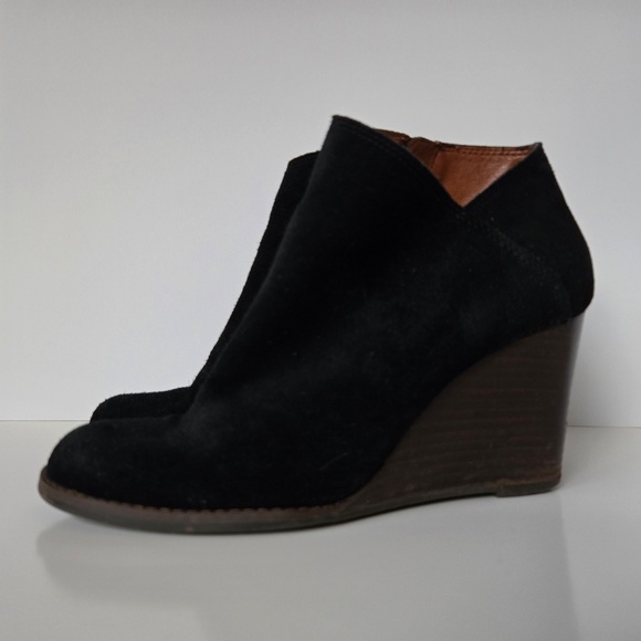 Lucky Brand Yakeena Black  Suede Ankle Wedge Bootie - Picture 1 of 14